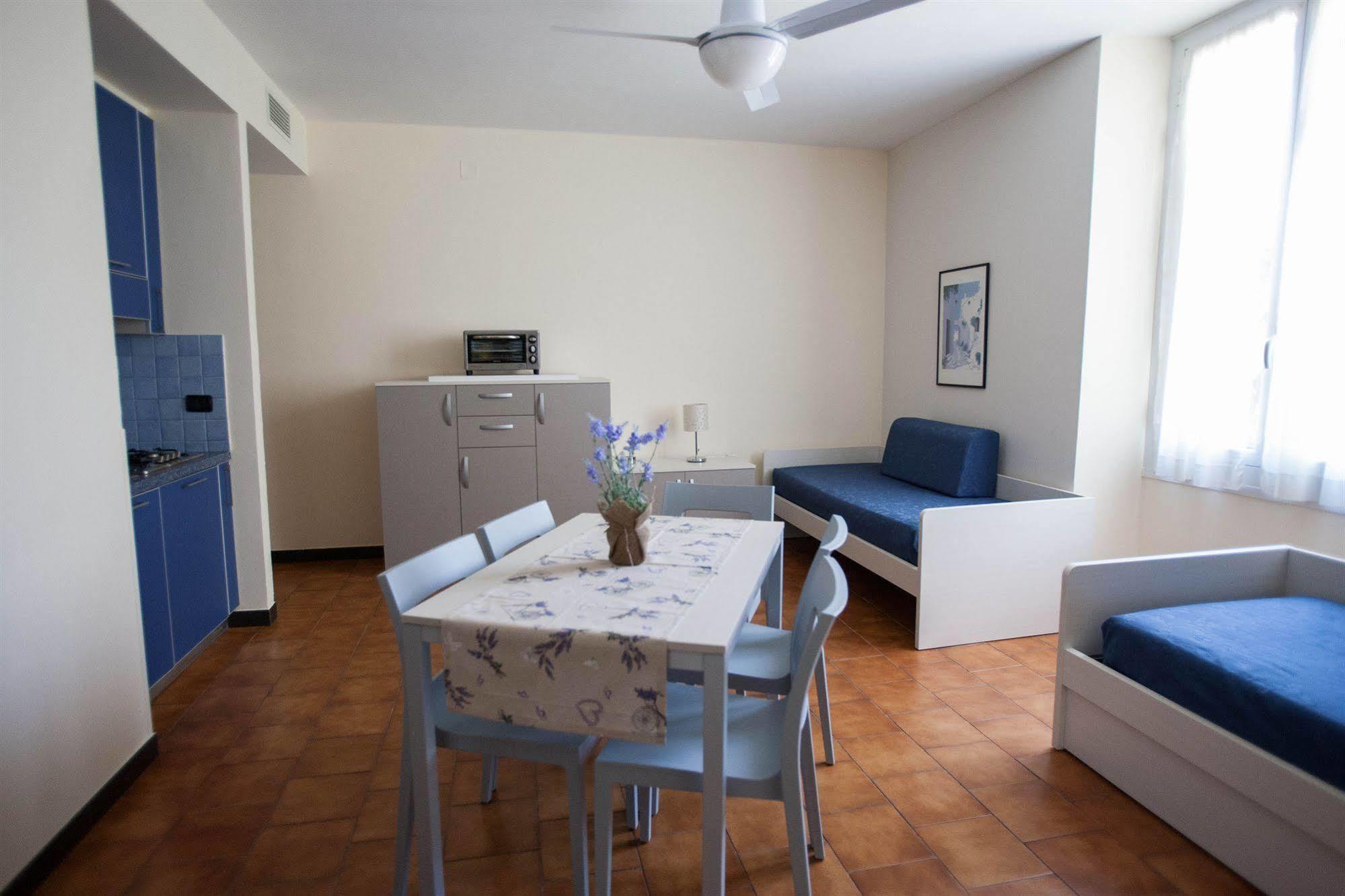 Rta Marina Aparthotel 3*