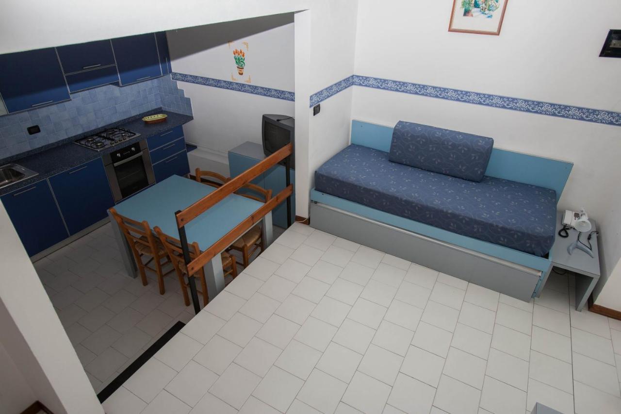 Rta Marina Aparthotel